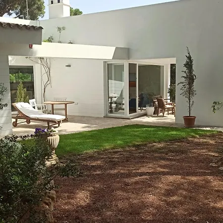 Diseno Y Luz Entre Pinos Chiclana de la Frontera