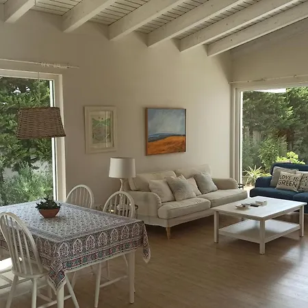 Holiday home Diseno Y Luz Entre Pinos